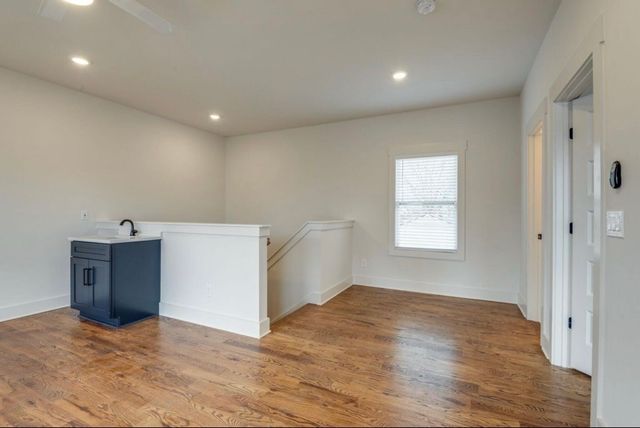 2215B 24th Ave, N, Nashville, TN 37208