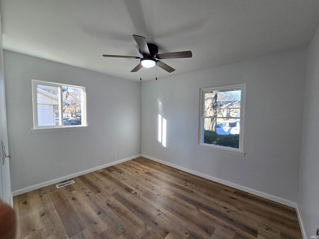 2209 W Concord Road, Muncie, IN 47304