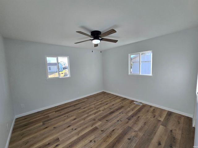 2209 W Concord Road, Muncie, IN 47304