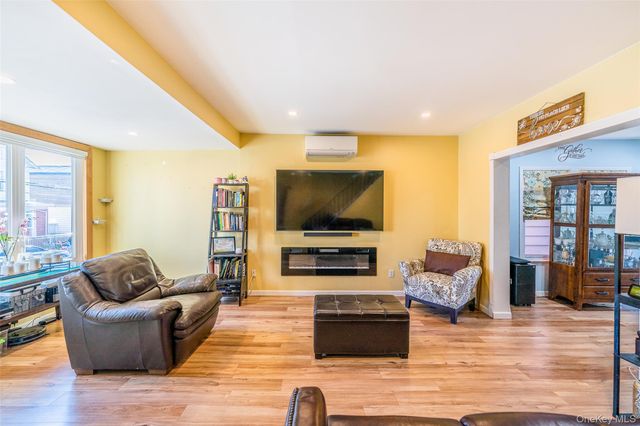 8932 90th Street, Woodhaven, NY 11421