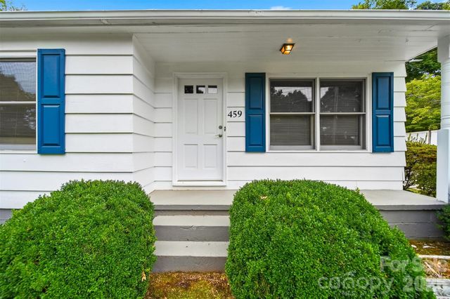 459 Swanson Drive SW, Lenoir, NC 28645