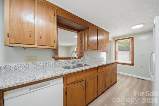459 Swanson Drive SW, Lenoir, NC 28645