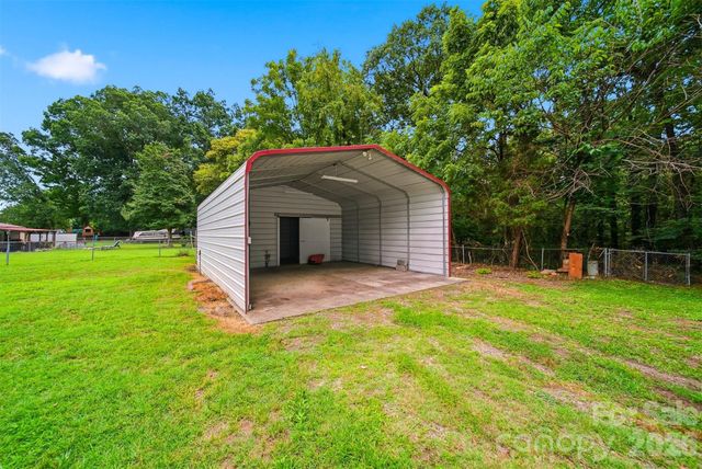 459 Swanson Drive SW, Lenoir, NC 28645