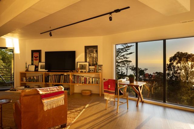 209 Crest Road, Carmel, CA 93923