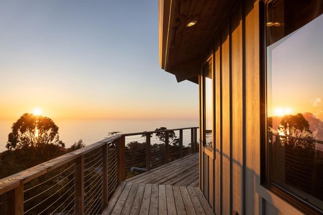 209 Crest Road, Carmel, CA 93923