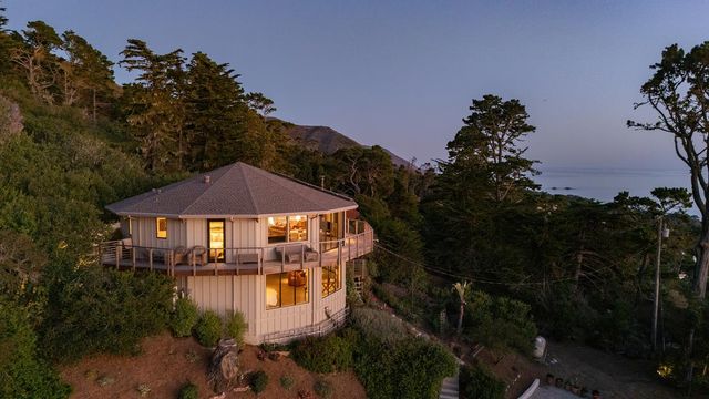 209 Crest Road, Carmel, CA 93923