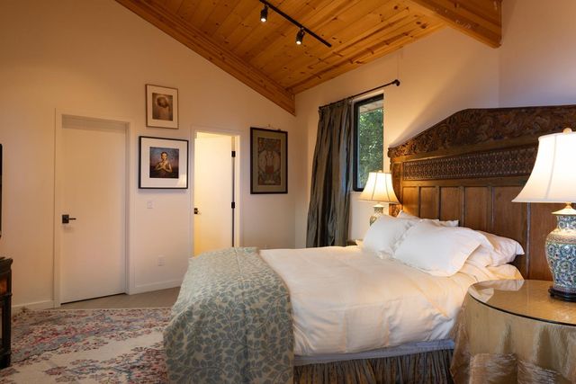 209 Crest Road, Carmel, CA 93923