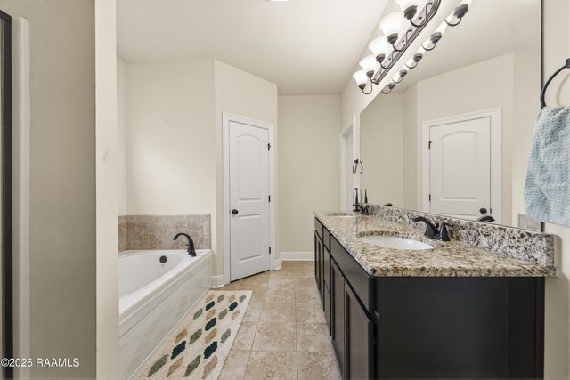 134 Maddox Jude Drive, Maurice, LA 70555