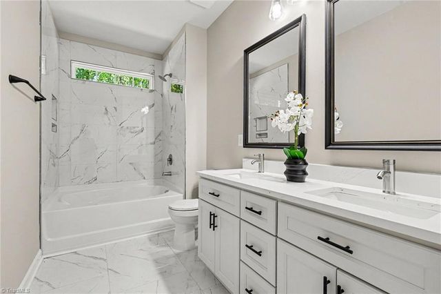 125 City Line Drive, Thomasville, NC 27360