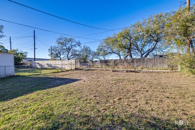 1906 Juanita Ave, San Angelo, TX 76901