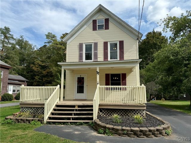 37 White Street, Kirkland, NY 13323