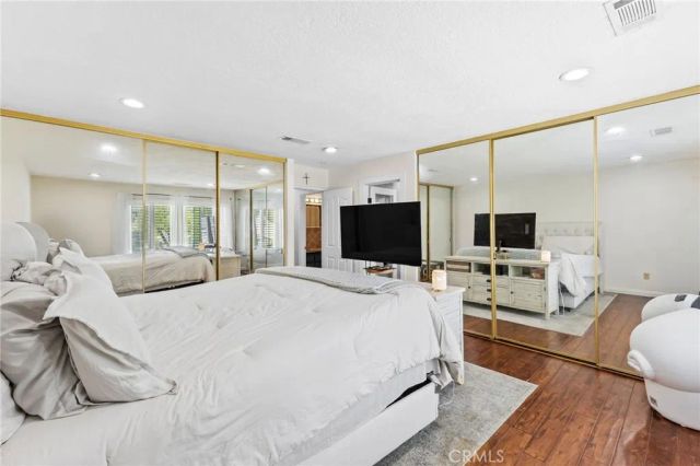 909 Nottingham Drive, Corona, CA 92880