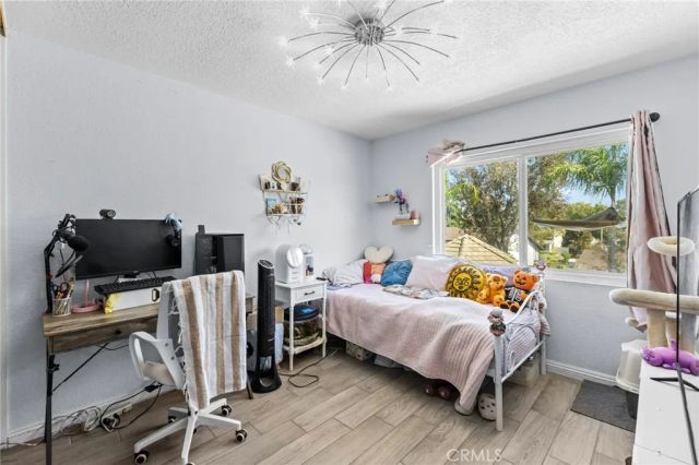 909 Nottingham Drive, Corona, CA 92880