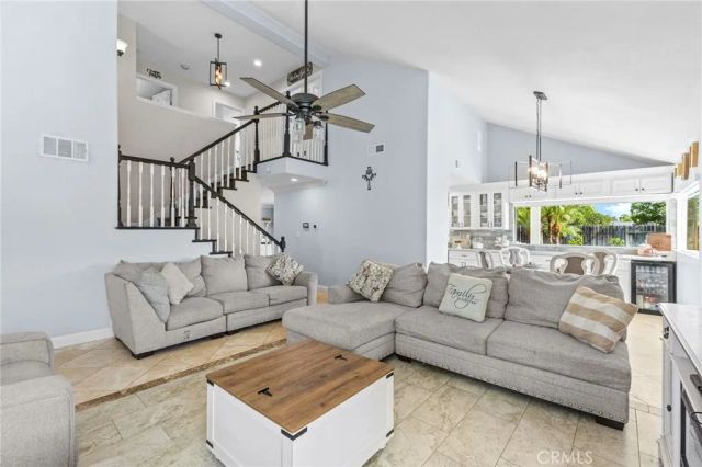 909 Nottingham Drive, Corona, CA 92880