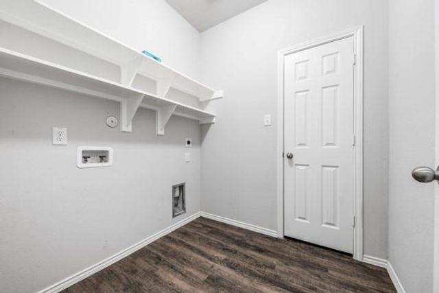 9850 Hunter Springs, Conroe, TX 77306