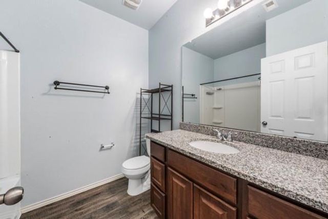 9850 Hunter Springs, Conroe, TX 77306