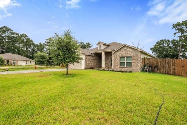 9850 Hunter Springs, Conroe, TX 77306