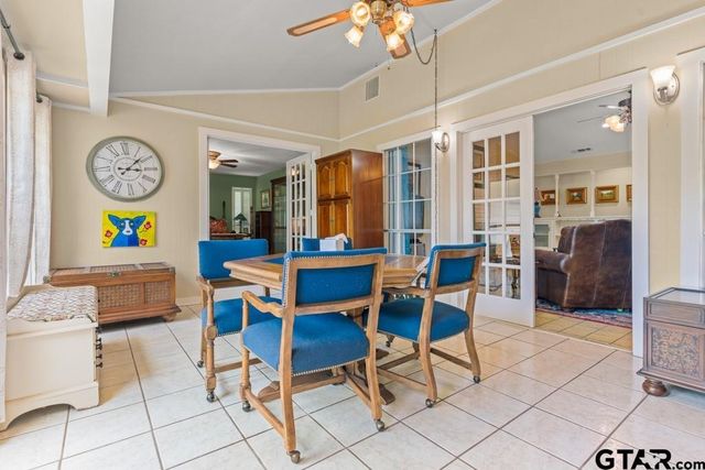 503 Pinehill Road, Henderson, TX 75654
