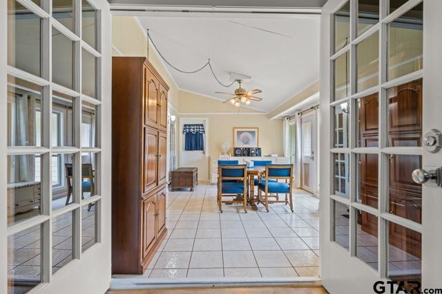 503 Pinehill Road, Henderson, TX 75654