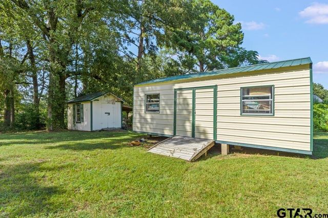 503 Pinehill Road, Henderson, TX 75654