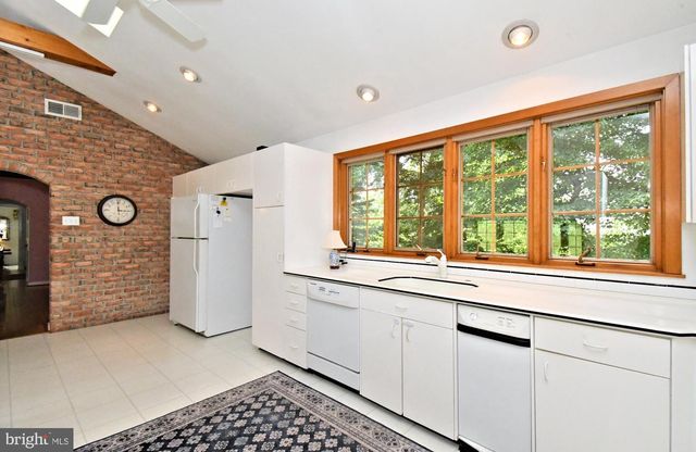 650 GABRIEL CT, Pottstown, PA 19464