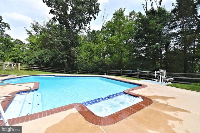 650 GABRIEL CT, Pottstown, PA 19464