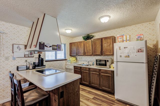 7813 Val Verde Drive, Fort Worth, TX 76133