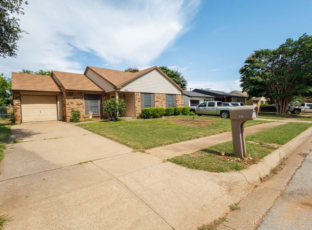 7813 Val Verde Drive, Fort Worth, TX 76133