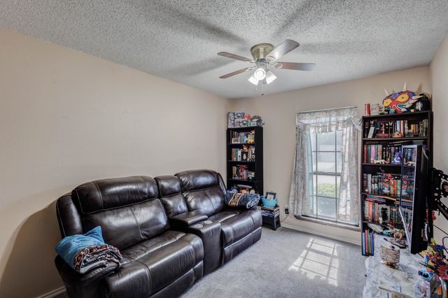 7813 Val Verde Drive, Fort Worth, TX 76133