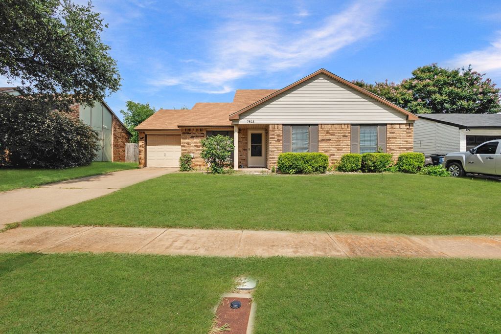 7813 Val Verde Drive, Fort Worth, TX 76133