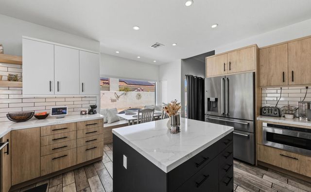 77710 Westbrook Court, Palm Desert, CA 92211