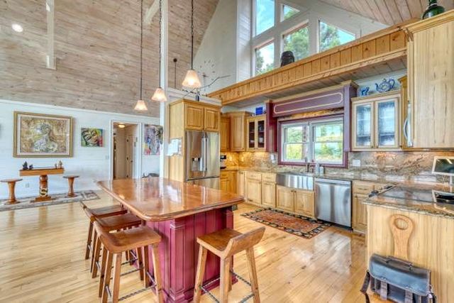 628 Madison Lane, Brasstown, NC 28902