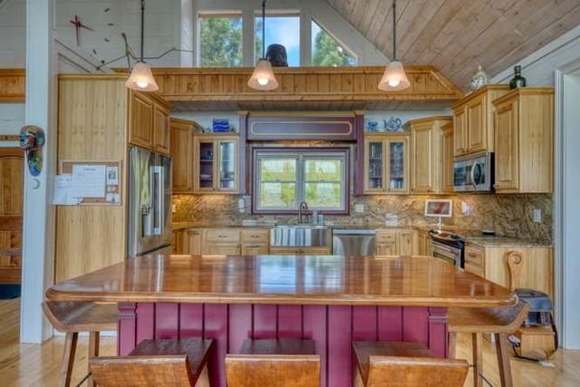 628 Madison Lane, Brasstown, NC 28902