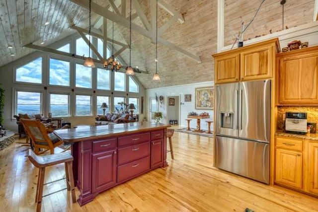 628 Madison Lane, Brasstown, NC 28902