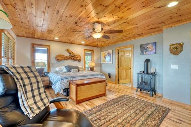 628 Madison Lane, Brasstown, NC 28902