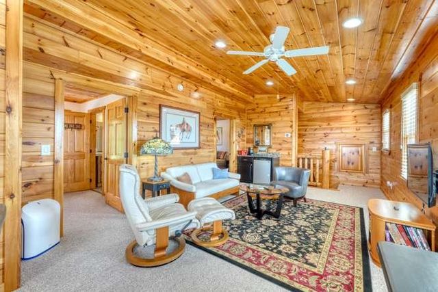 628 Madison Lane, Brasstown, NC 28902