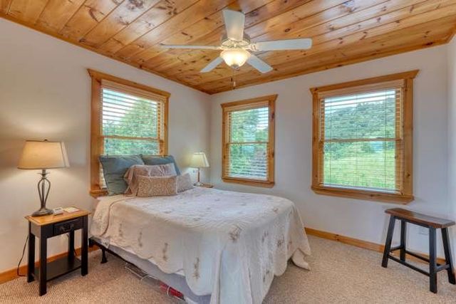 628 Madison Lane, Brasstown, NC 28902
