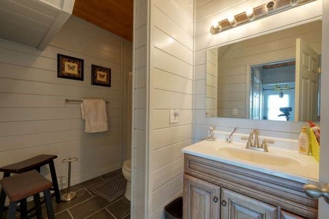 628 Madison Lane, Brasstown, NC 28902