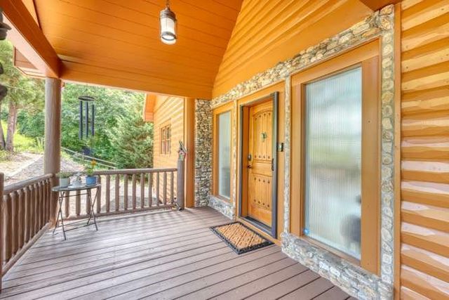 628 Madison Lane, Brasstown, NC 28902