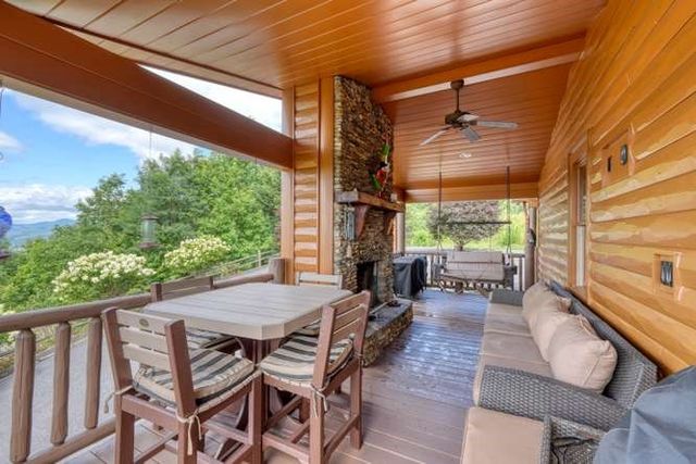 628 Madison Lane, Brasstown, NC 28902