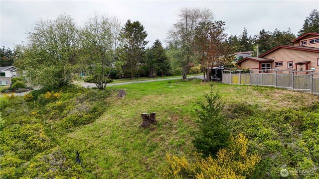 188 S Rhododendron Dr., Port Townsend, WA 98368
