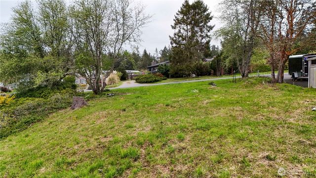 188 S Rhododendron Dr., Port Townsend, WA 98368