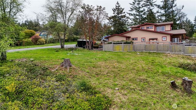 188 S Rhododendron Dr., Port Townsend, WA 98368