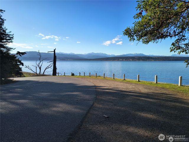 188 S Rhododendron Dr., Port Townsend, WA 98368