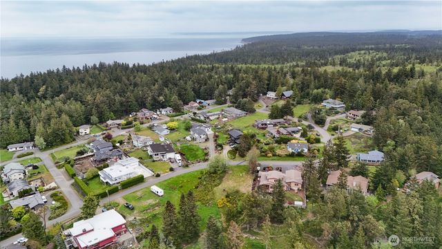 188 S Rhododendron Dr., Port Townsend, WA 98368