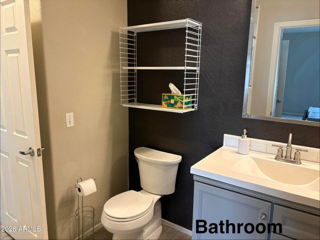 7401 W ARROWHEAD CLUBHOUSE Drive 2071, Glendale, AZ 85308