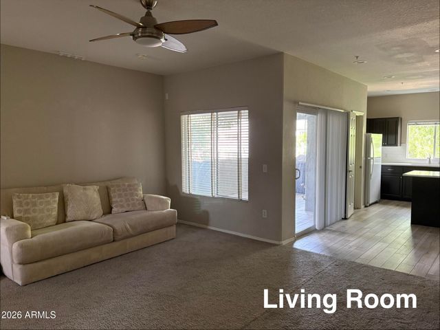 7401 W ARROWHEAD CLUBHOUSE Drive 2071, Glendale, AZ 85308