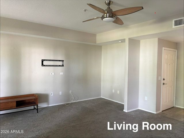 7401 W ARROWHEAD CLUBHOUSE Drive 2071, Glendale, AZ 85308