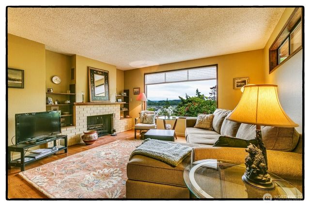 433 Klickitat, La Conner, WA 98257