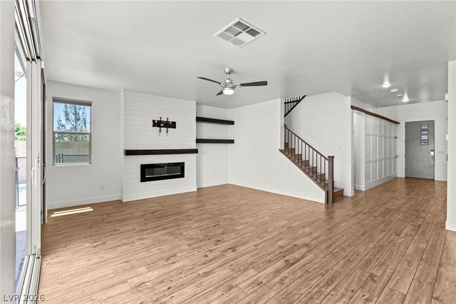 8320 Carabiner Court, Las Vegas, NV 89166